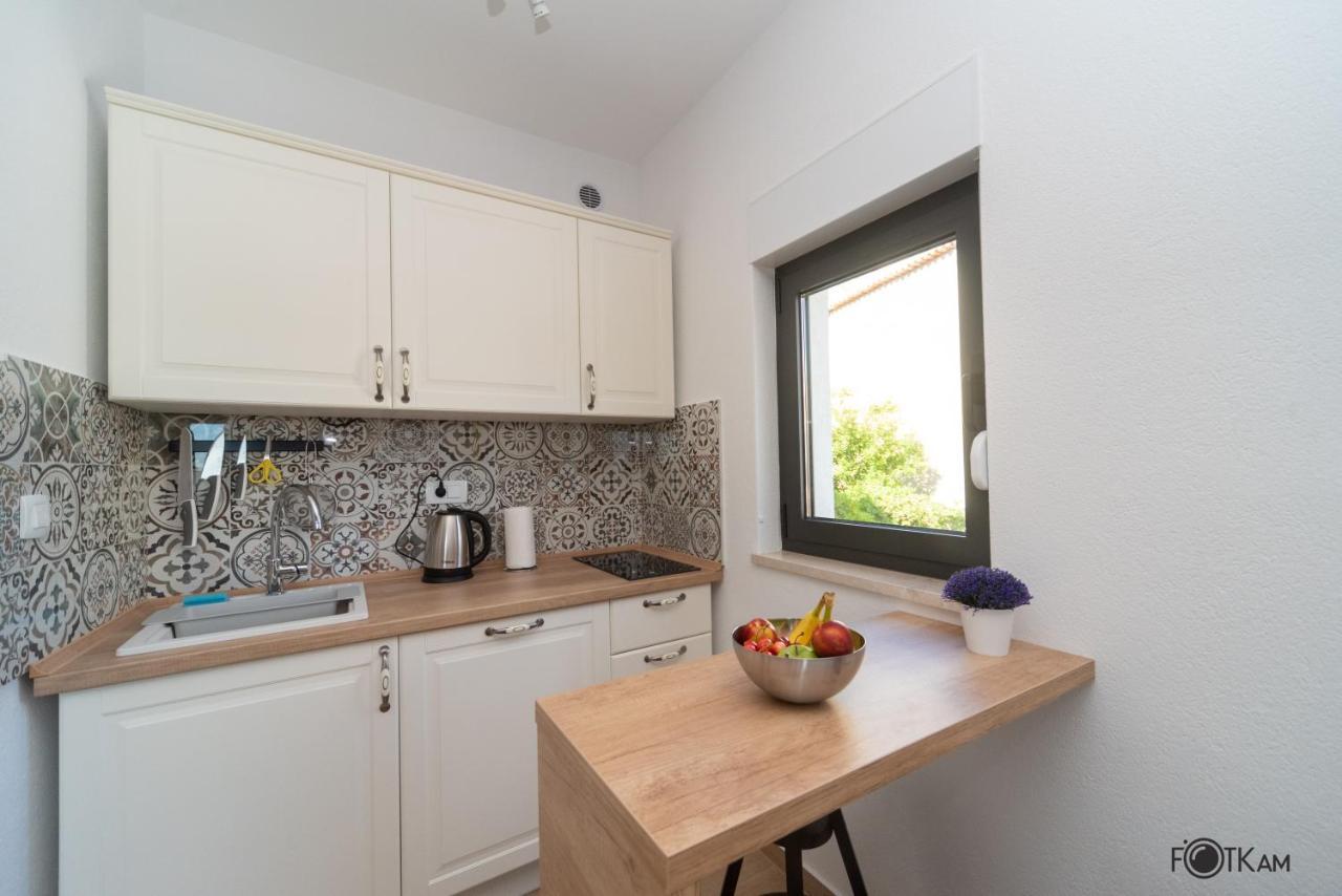 Libar Studio Apartments บาชกาโวดา ภายนอก รูปภาพ