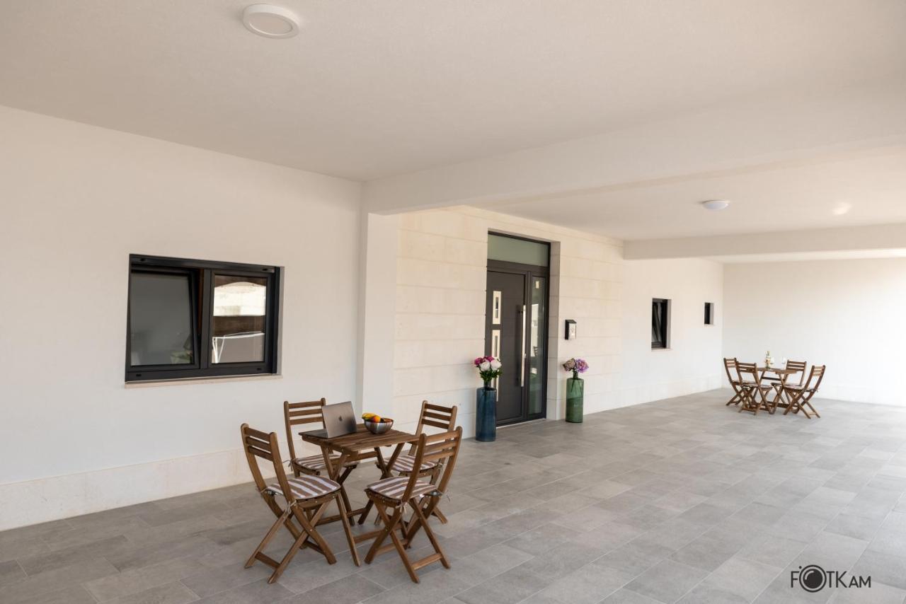 Libar Studio Apartments บาชกาโวดา ภายนอก รูปภาพ